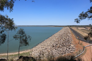 The dam at Maraboon van park